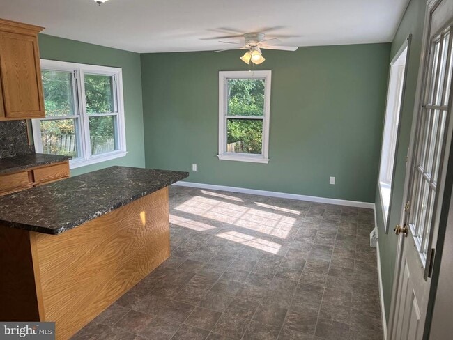 Building Photo - 22 Maryland Ave