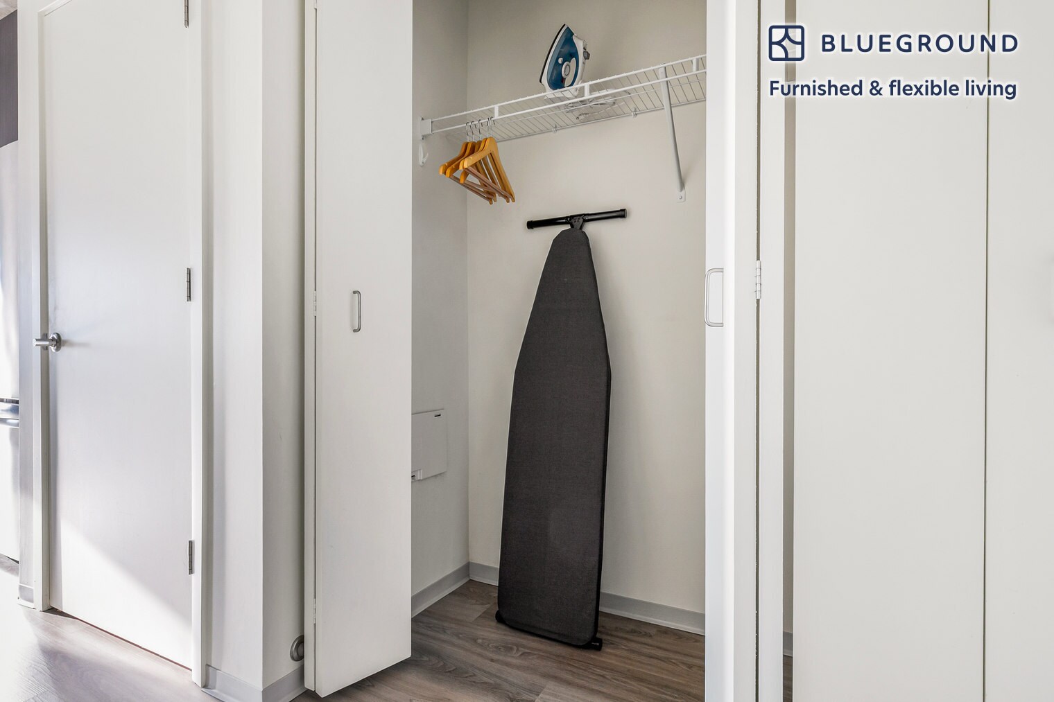 Building Photo - 343 W Schiller St