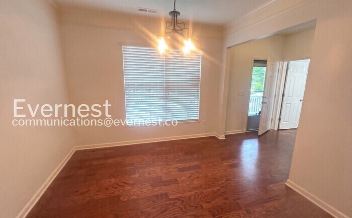 Building Photo - 1084 Ashcraft Ave