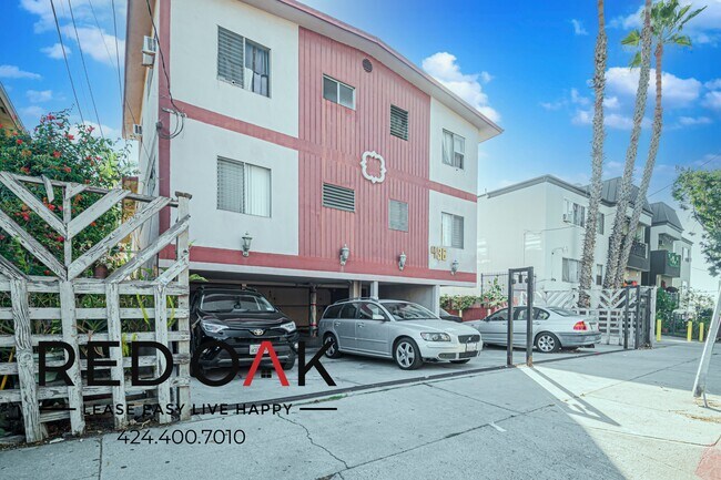 Building Photo - 436 Normandie Pl