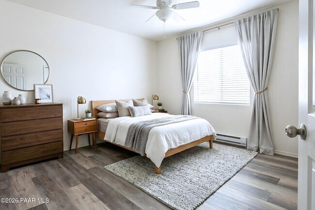 Building Photo - 3055 N Corrine Dr