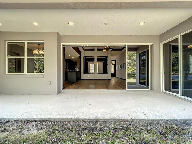 Building Photo - 10041 Oak Quarry Dr