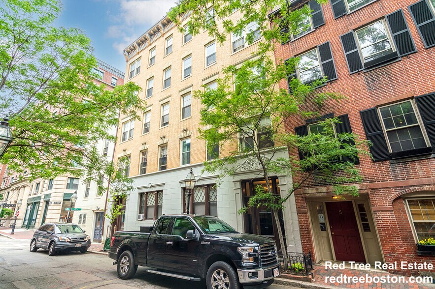 Building Photo - 9 Myrtle St