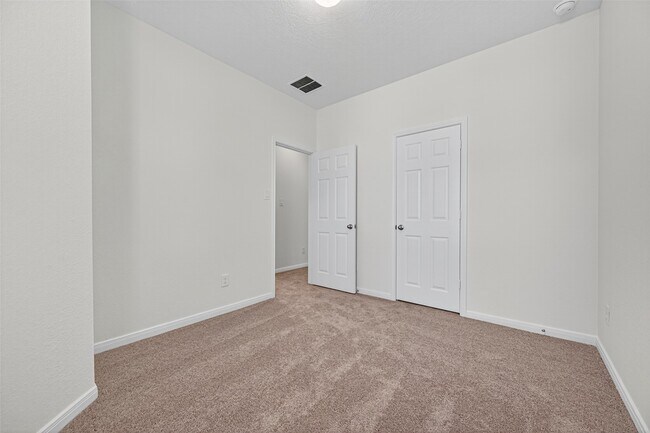 Building Photo - 7515 Sunlit Hbr Dr