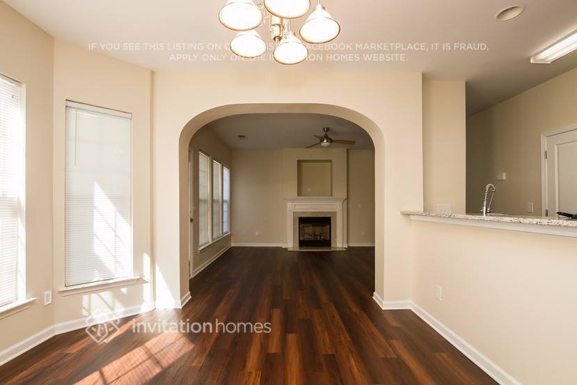 Building Photo - 3325 Glamorgan Ct