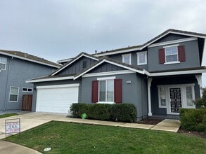 Building Photo - 3775 Millerton Pl
