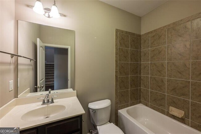 Building Photo - 7067 Walham Grove