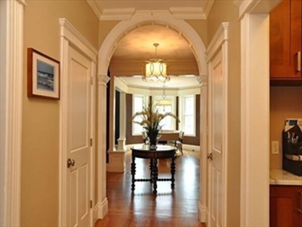 Building Photo - 497 Boylston St