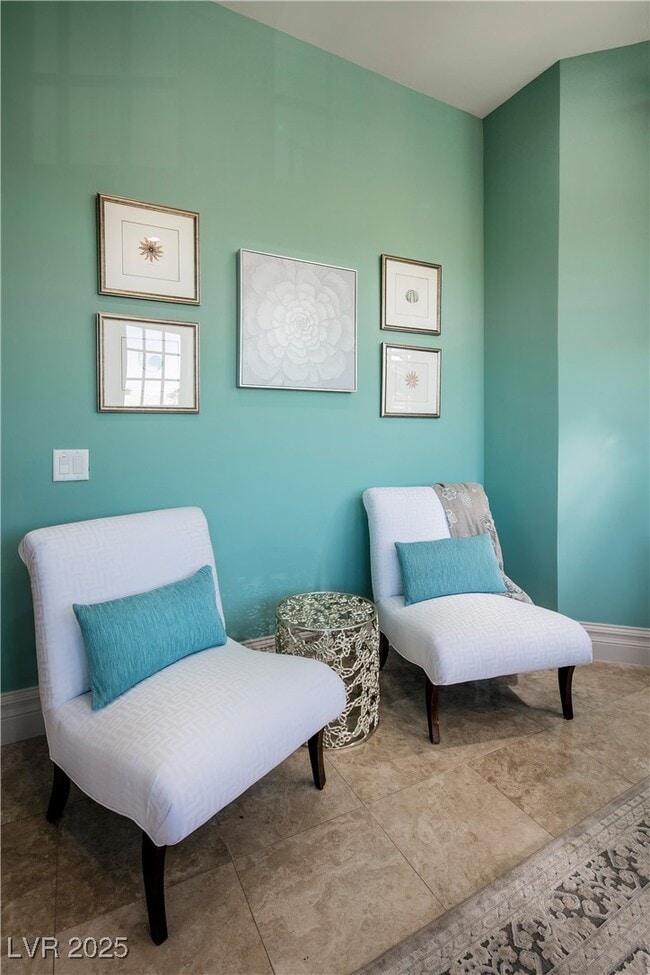 Building Photo - 8801 Palm Greens Ct