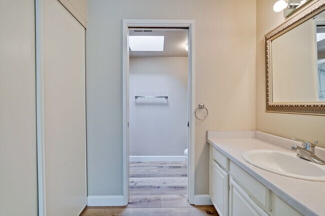 Building Photo - Welcome Home!!! - Modern and Spacious Gem!...