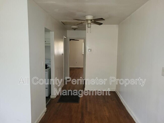 Building Photo - 1879 Chapman Ave