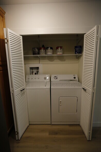 Building Photo - 3120 Corona Trl