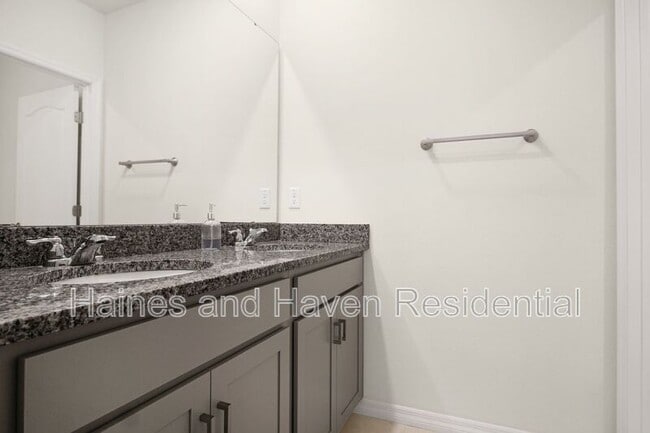 Building Photo - 4027 Alissa Ln