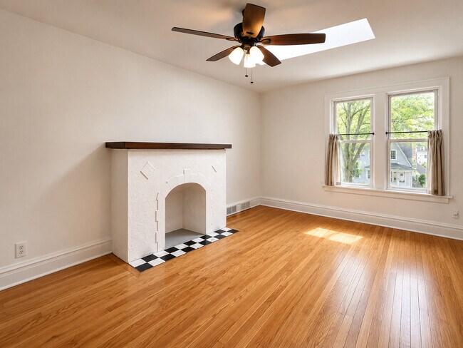 Building Photo - 4003 Madison Ave