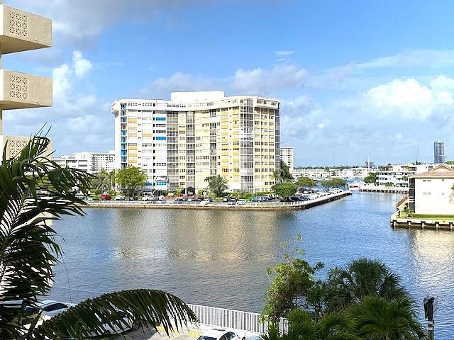 Primary Photo - 1817 S Ocean Dr