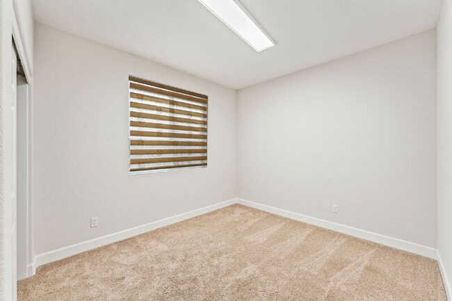 Building Photo - 4216 Doug Fir Ln