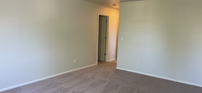 Building Photo - Crosswater neighborhood 4bd 2.5 bath