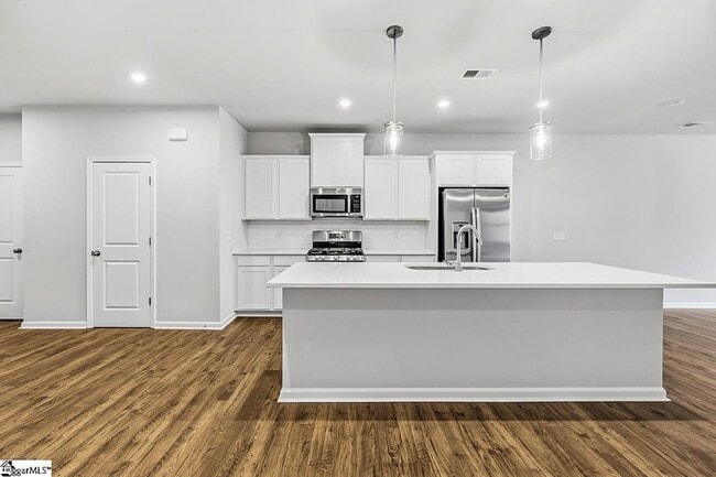 Building Photo - 148 Herrick Pl