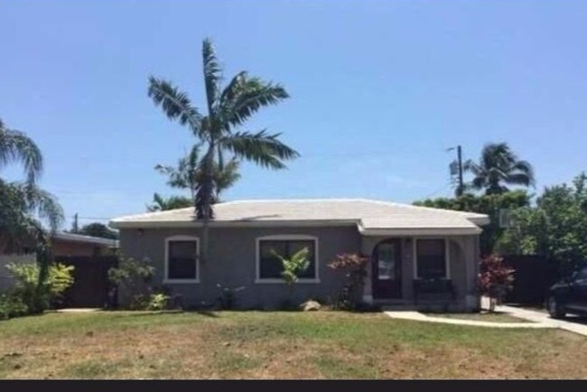 Primary Photo - 7420 SW 34th Terrace