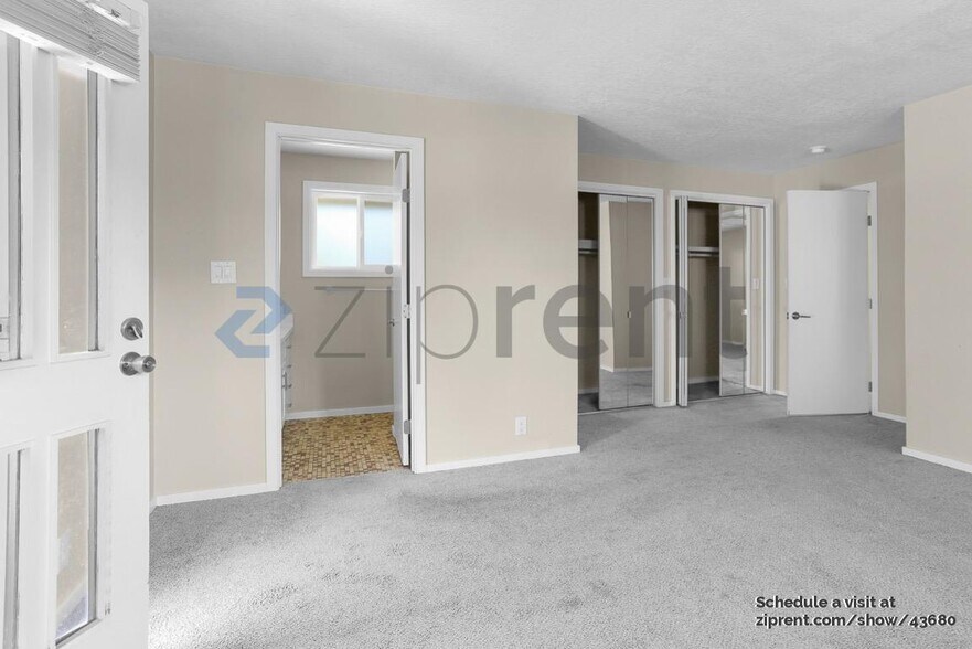 Building Photo - 14715 57th Ave S