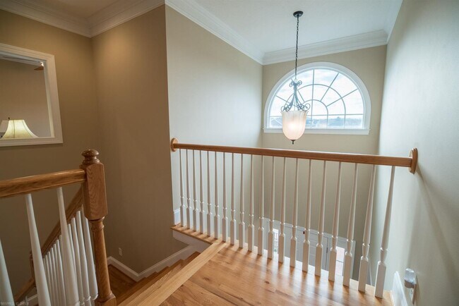 Building Photo - Charming Wyatt Farms Home with Stunning Vi...