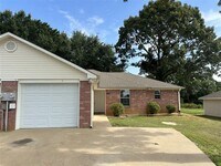 Building Photo - 17060 CR 191