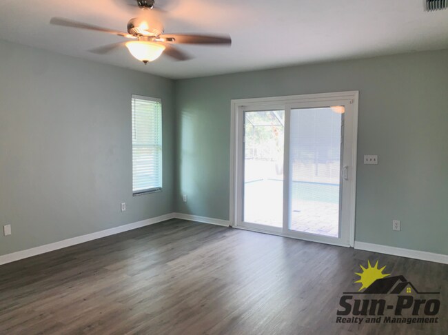 Building Photo - 3931 Tano Dr