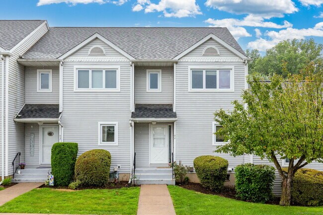 Primary Photo - 94 Oak Ridge Dr