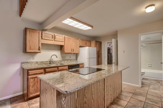 Building Photo - Comfortable 2BR + Loft Home — Close to For...