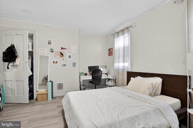 Building Photo - 4058 Irving St