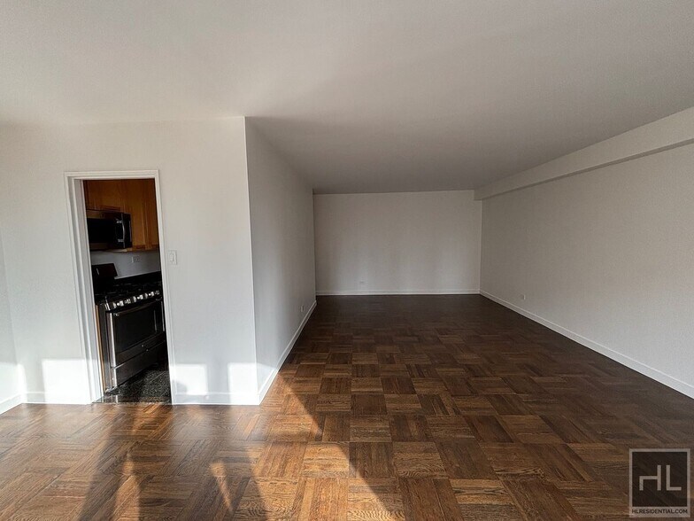 Building Photo - East 79th Street