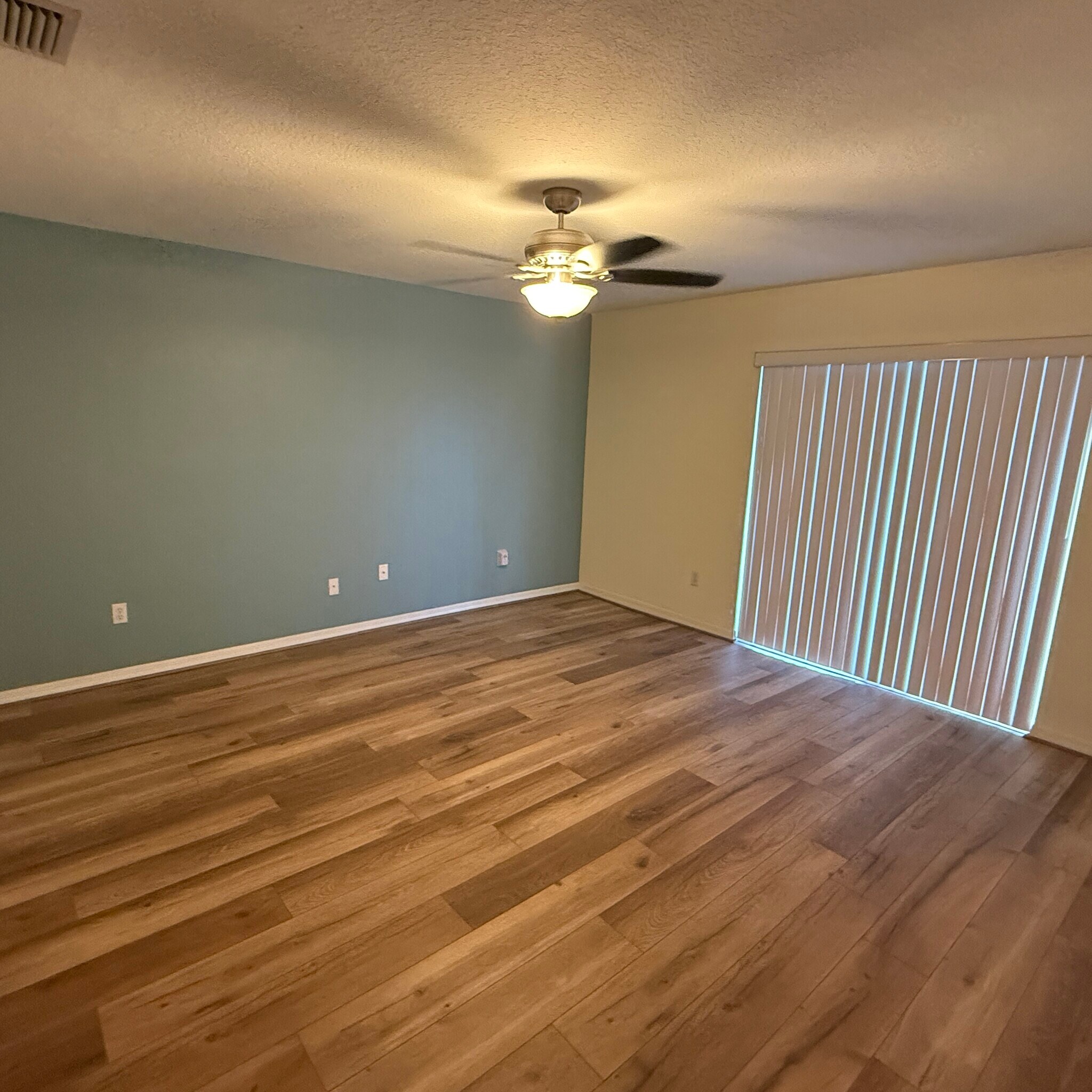 Building Photo - 6150 Gulfport Blvd S