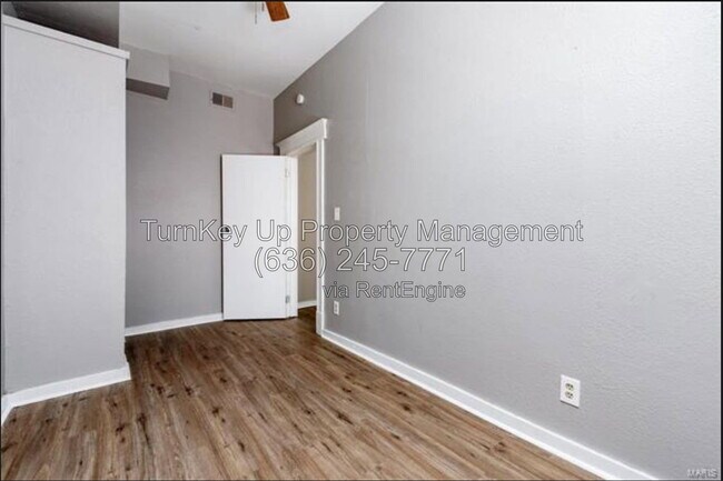 Building Photo - 4005 S Grand Blvd