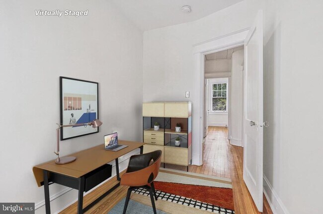 Building Photo - 4231 Jenifer St NW