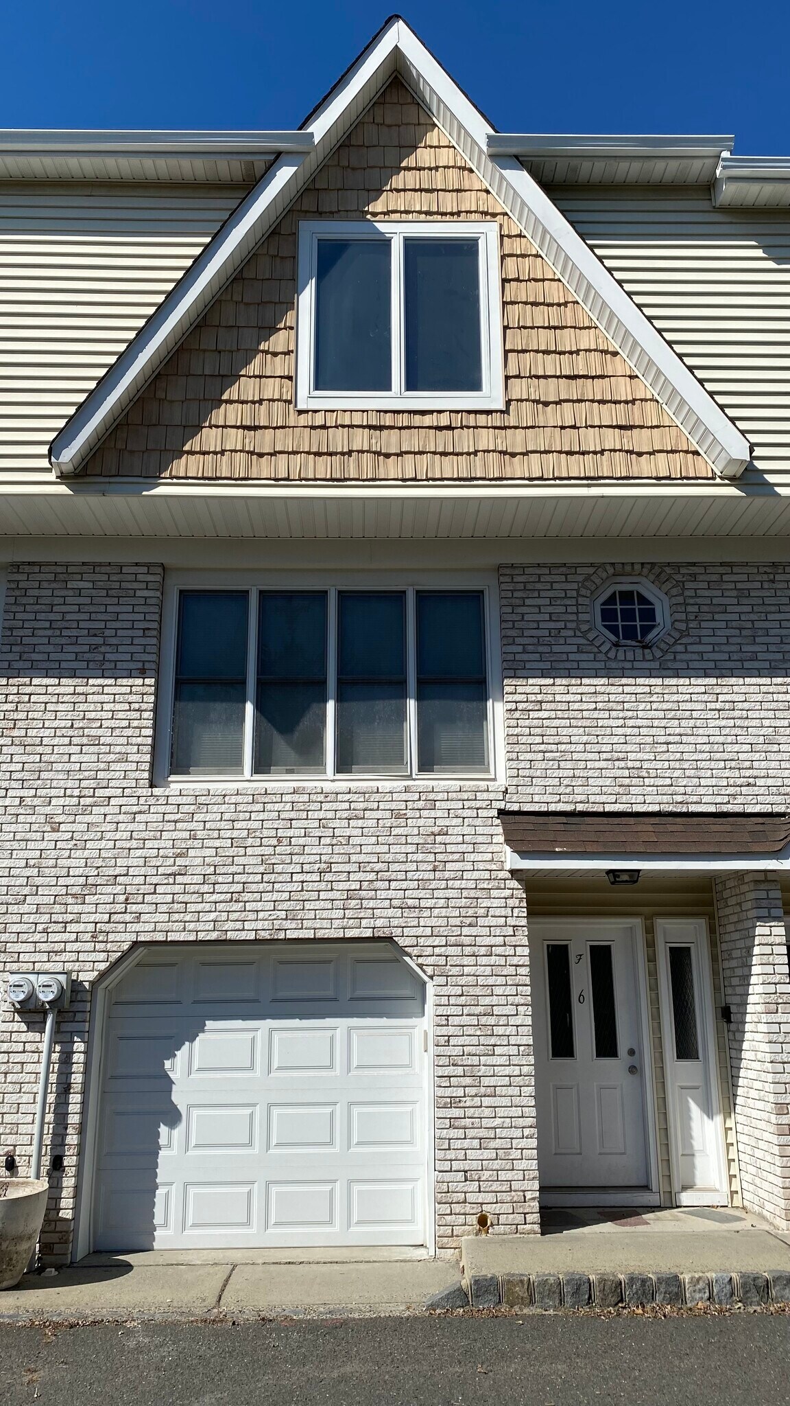 Building Photo - 509 Central Ave