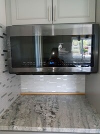 Building Photo - FIVE BEDROOMS!