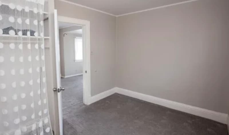 Building Photo - 208 Lincoln St