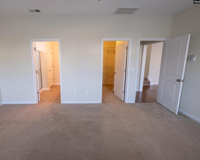 Building Photo - 1137 Portrait Hill Dr