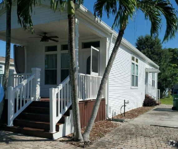 Building Photo - Coral Cay Plantation