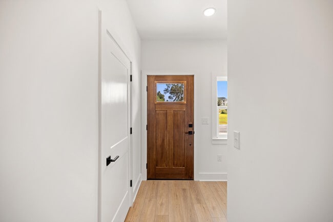 Building Photo - 1605 Beckett Blvd