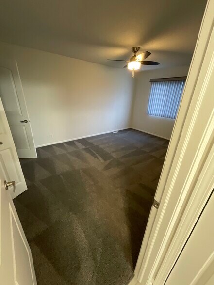 Bedroom - 1319 Lemna Ave