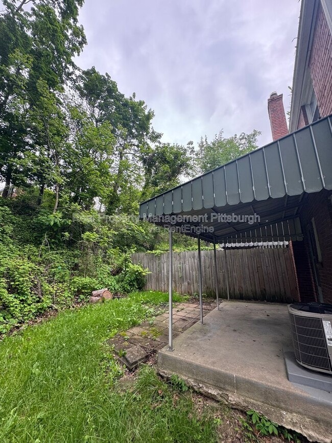 Building Photo - 48 Wenzell Pl
