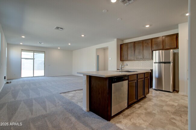 Building Photo - 12340 W Kaler Dr