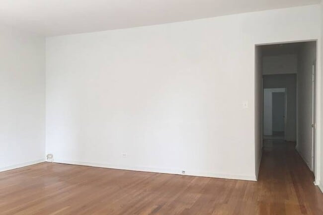 Floorplan - 5300-5308 S. Hyde Park Boulevard