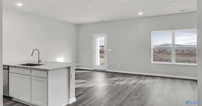 Building Photo - 120 Betty Williams Dr