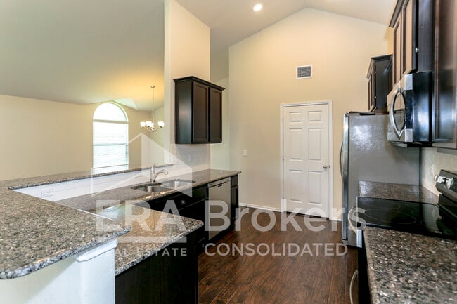 Building Photo - 1307 Stonewall Ridge