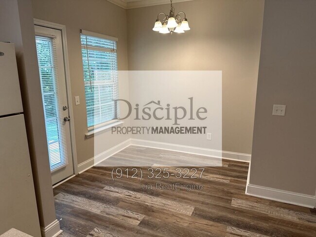 Building Photo - 67 Landing Way