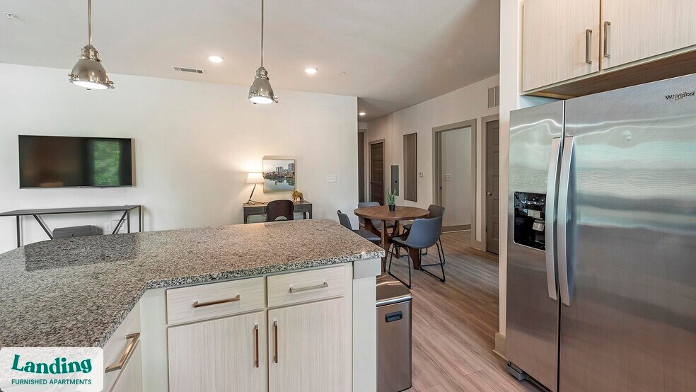 Building Photo - 5025 Wembley Central Ln