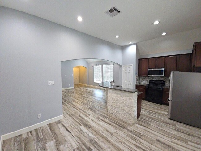 Building Photo - 21706 Rainfall Park Dr