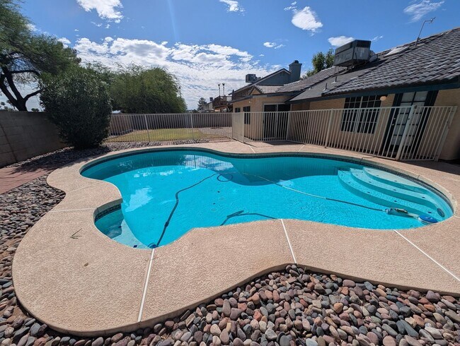 Building Photo - 3 Bedroom Home in the Canyon Run at the Pr...
